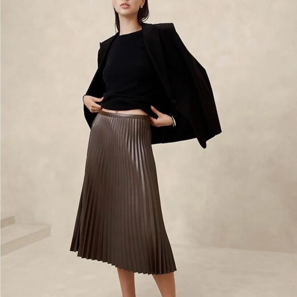 Banana Republic Pleated Faux Leather Midi Skirt - Brown - Picture 1 of 3